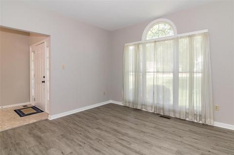909 Oakgrove Park Ct, Ellisville, MO 63021 photo 9