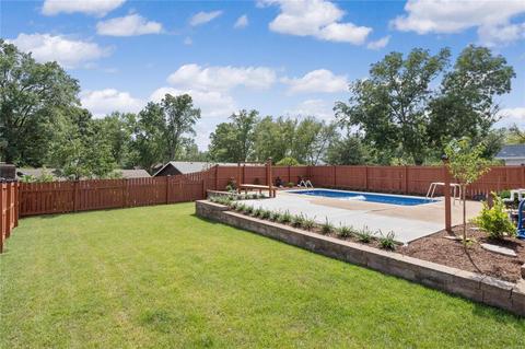 504 Gatehall Ln, Ballwin, MO 63011 photo 32