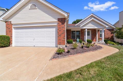 749 Stoney Creek Ln, Ballwin, MO 63021 photo 27
