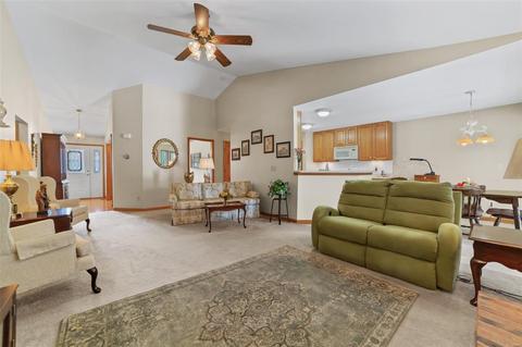 749 Stoney Creek Ln, Ballwin, MO 63021 photo 13