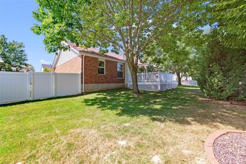 749 Stoney Creek Ln, Ballwin, MO 63021 photo 25