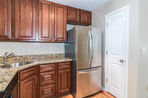 875 Portsdown Rd, Ballwin, MO 63011 photo 6