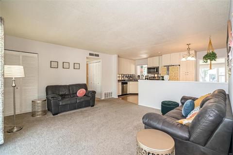 409 Bush, Ballwin, MO 63021 photo 6