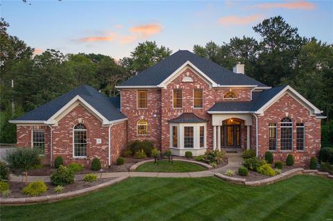 13 Georgetown Rd, Chesterfield, MO 63017 photo 1