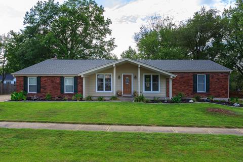 370 Lafayette Ct, Ellisville, MO 63011 photo 1