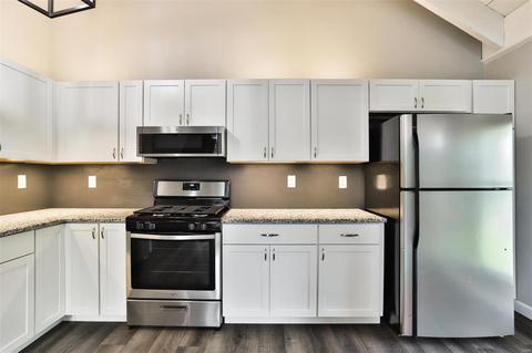329 Bellezza, Ballwin, MO 63021 photo 14