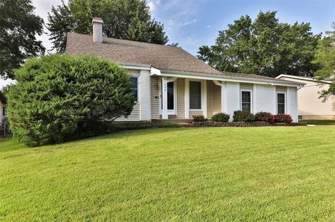 329 Bellezza, Ballwin, MO 63021 photo 3