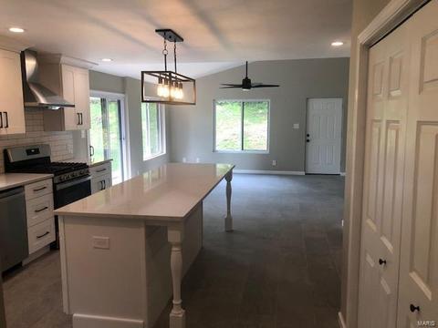 710 Clayworth Dr, Ballwin, MO 63011 photo 14