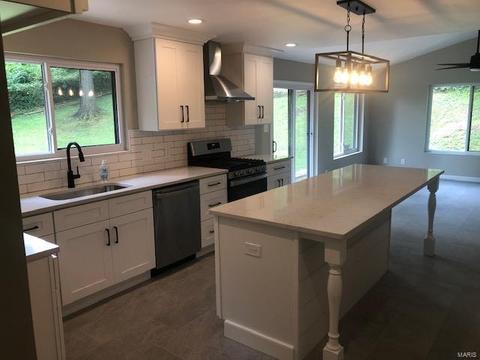 710 Clayworth Dr, Ballwin, MO 63011 photo 13
