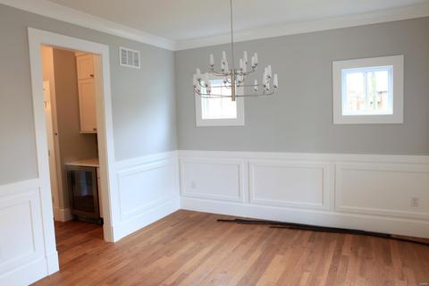 237 E Madison Ave, Saint Louis, MO 63122 photo 4
