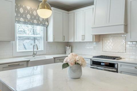 237 E Madison Ave, Saint Louis, MO 63122 photo 7