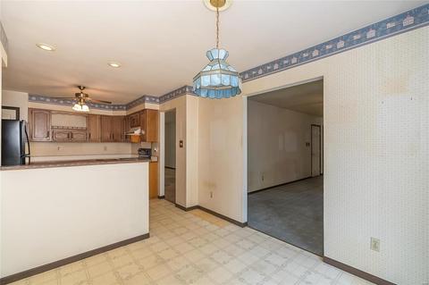 38 Cedarview, Saint Charles, MO 63303 photo 12