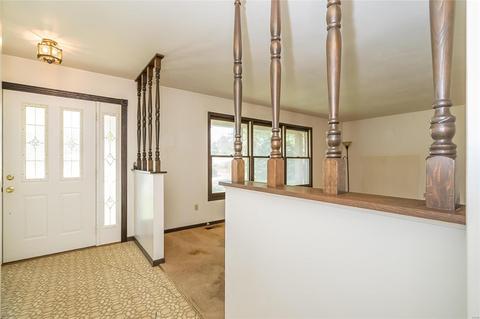 38 Cedarview, Saint Charles, MO 63303 photo 4