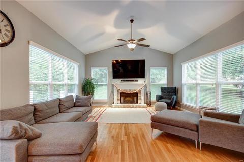 944 Kiefer Ridge Dr, Ballwin, MO 63021 photo 25