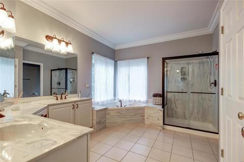 944 Kiefer Ridge Dr, Ballwin, MO 63021 photo 32