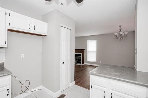 605 Cascade Lake Dr, Ballwin, MO 63021 photo 16