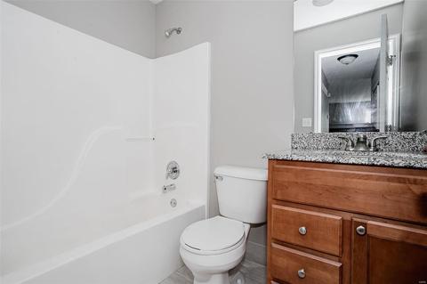 605 Cascade Lake Dr, Ballwin, MO 63021 photo 35