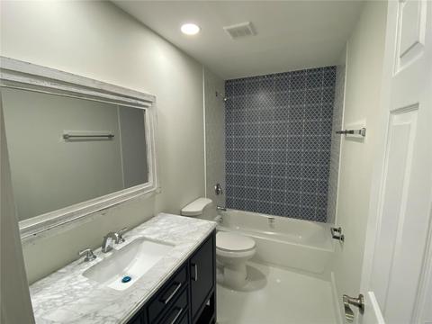 4 Springlake Ct, Ballwin, MO 63011 photo 31