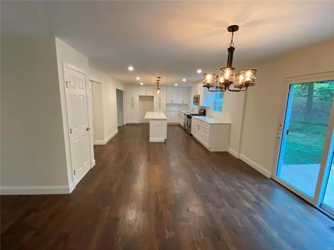 4 Springlake Ct, Ballwin, MO 63011 photo 16