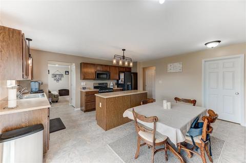 606 Lazy River Ct, O'fallon, MO 63366 photo 5