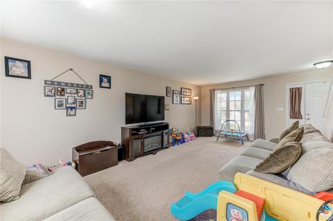 606 Lazy River Ct, O'fallon, MO 63366 photo 3