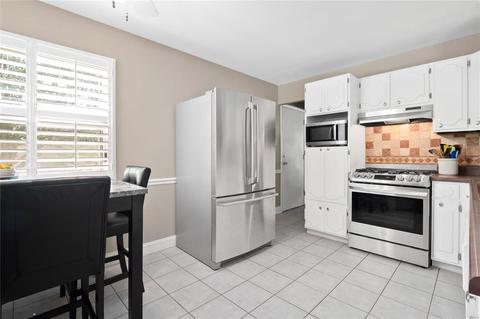 306 Stephanie Ln, Manchester, MO 63011 photo 8