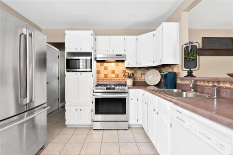 306 Stephanie Ln, Manchester, MO 63011 photo 7