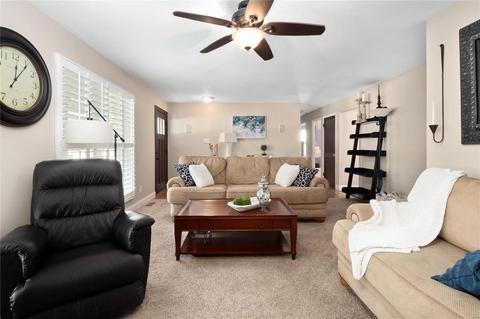 306 Stephanie Ln, Manchester, MO 63011 photo 3