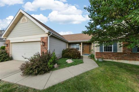 414 Valley Spring Dr, O'fallon, MO 63366 photo 1