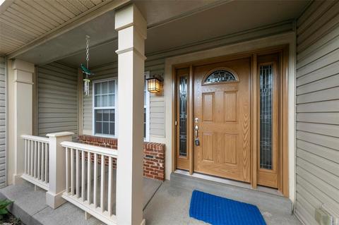 414 Valley Spring Dr, O'fallon, MO 63366 photo 3