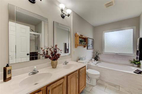 1378 Apple Valley Dr, O'fallon, MO 63366 photo 10