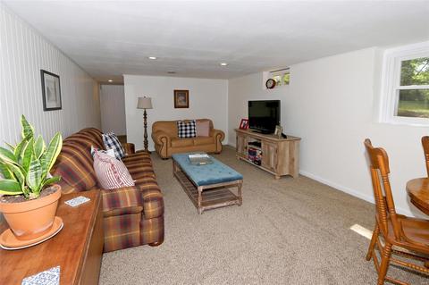 927 Crestland Dr, Ballwin, MO 63011 photo 15