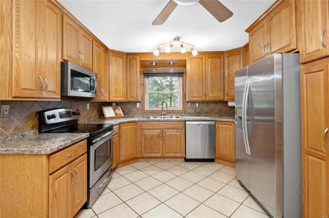 407 Trail Grove Ct, Ballwin, MO 63011 photo 6