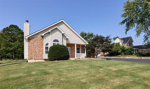 741 John Linn Pl, Weldon Spring, MO 63304 photo 2