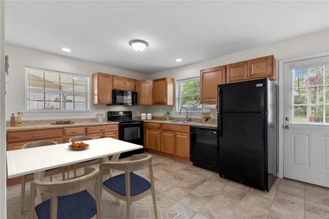 409 Allen Dr, O'fallon, MO 63366 photo 6