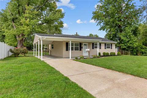 409 Allen Dr, O'fallon, MO 63366 photo 2