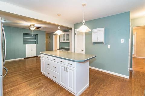 1167 Marsh Ave, Ellisville, MO 63011 photo 8