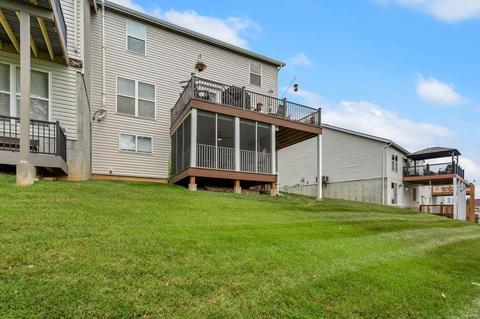 176 Hunters Run, Eureka, MO 63025 photo 1