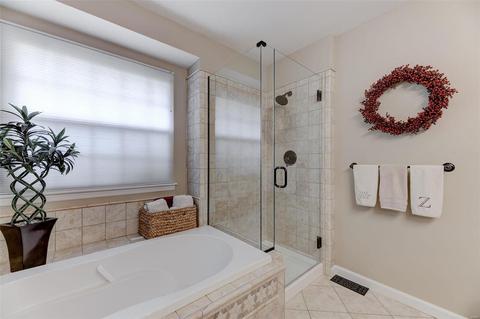 1415 Westbrooke Meadows Ln, Ballwin, MO 63021 photo 15