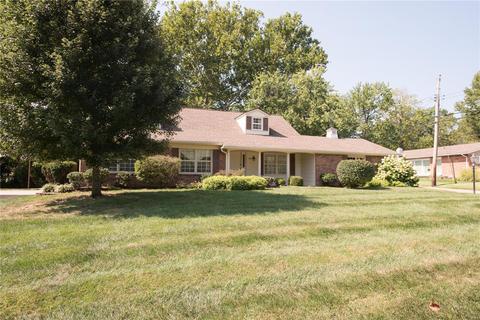 448 Coronado Dr, Ballwin, MO 63011 photo 2