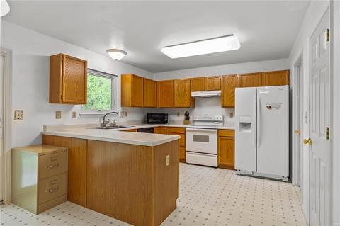4 Maroglen Ct, O'fallon, MO 63366 photo 7