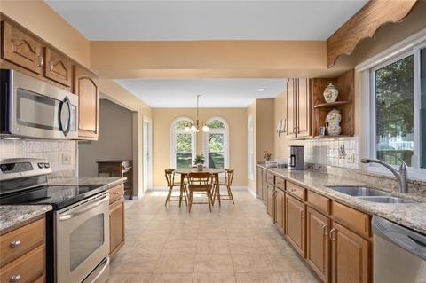 16242 Windfall Ridge Dr, Chesterfield, MO 63005 photo 15