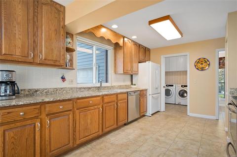 16242 Windfall Ridge Dr, Chesterfield, MO 63005 photo 13