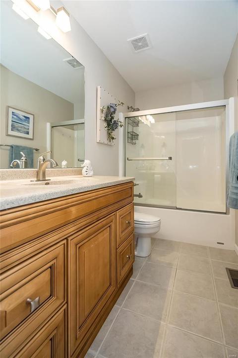 2703 Post Meadows Dr, O'fallon, MO 63368 photo 15