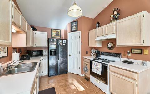 1122 Arbor Spring Ct, Ballwin, MO 63021 photo 10