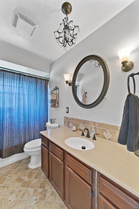 3803 Midview Ave, Bridgeton, MO 63044 photo 12