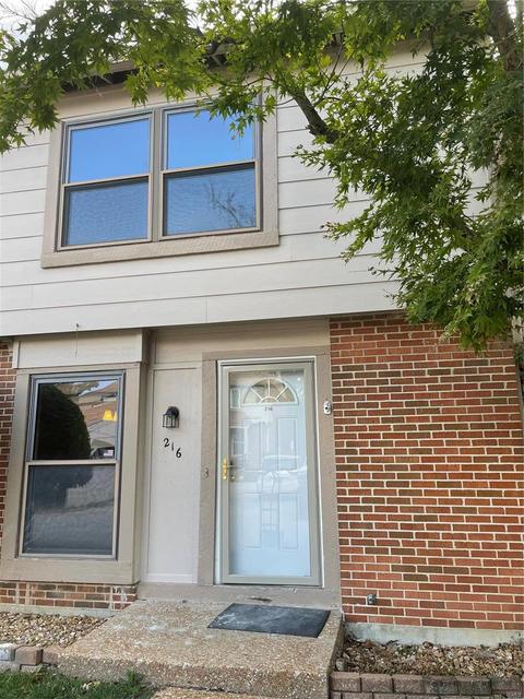 216 Carmel Woods, Ellisville, MO 63021 photo 1