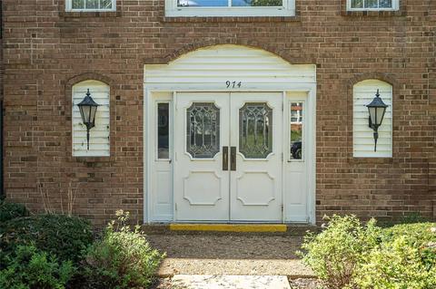 974 Claytonbrook Dr #2D, Ballwin, MO 63011 photo 4