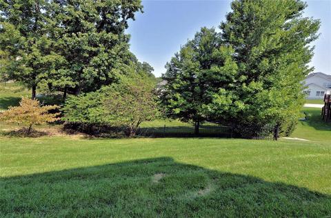 1345 Kiefer Bluffs Dr, Ballwin, MO 63021 photo 33