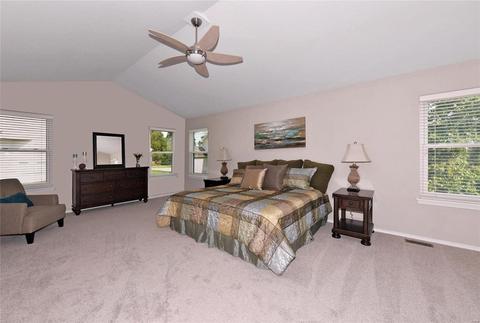 1345 Kiefer Bluffs Dr, Ballwin, MO 63021 photo 13